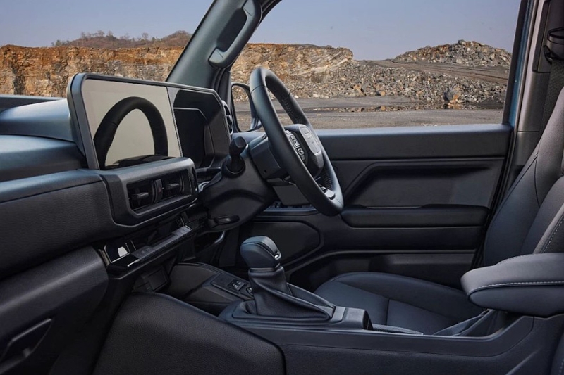 Toyota Land Cruiser FJ поступил в продажу в Таиланде и обзавёлся четырьмя концептами