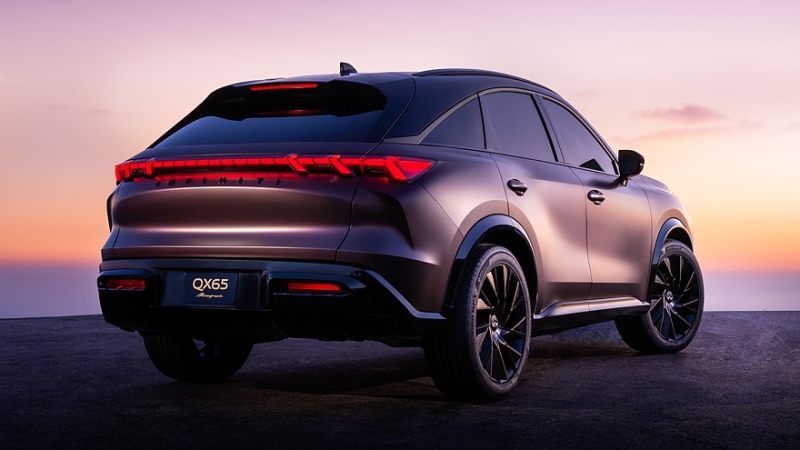У кроссовера Infiniti QX65 могут появиться версии с двигателем V6