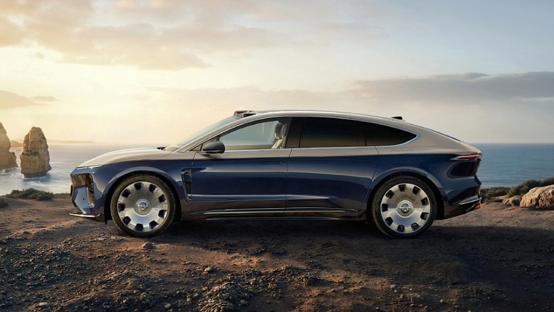 Замахнувшийся на Mercedes-Maybach седан Nio ET9 стал ещё роскошнее