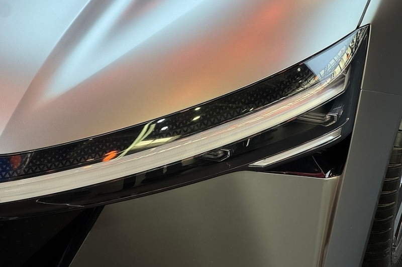 Будущие флагманы Chery: брутальный кроссовер Tiggo X и седан Arrizo X