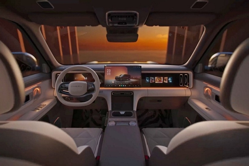 Будущие флагманы Chery: брутальный кроссовер Tiggo X и седан Arrizo X