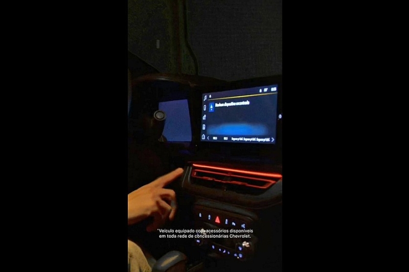 Chevrolet Sonic в виде кроссовера: показан интерьер