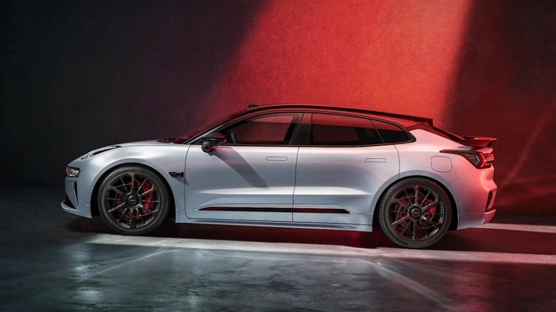 Детский возраст и большие достижения: представлен Zeekr 001 5th Anniversary Edition