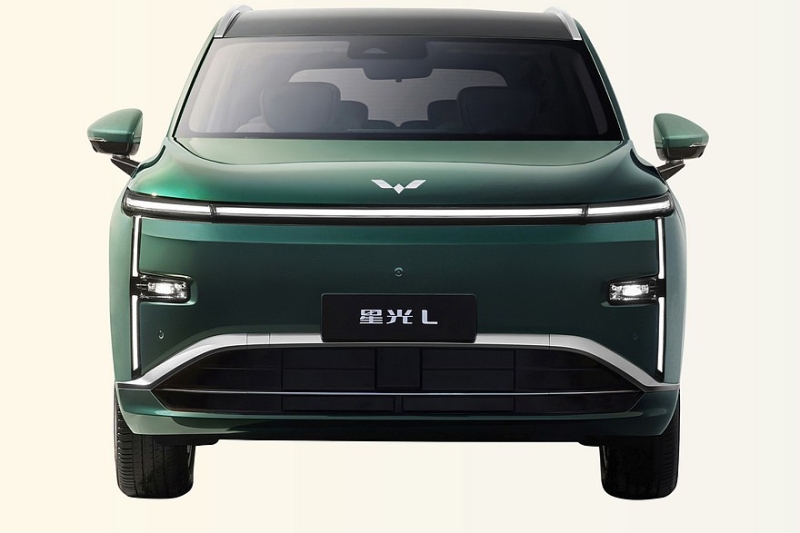 GM и SAIC готовят к премьере большой кроссовер Wuling Starlight L в новом стиле