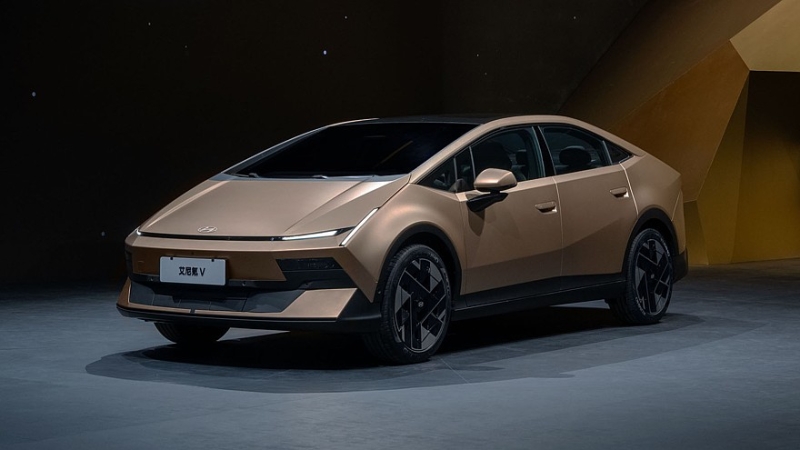 Hyundai представил серийный однообъёмник Ioniq V, предназначенный для Китая