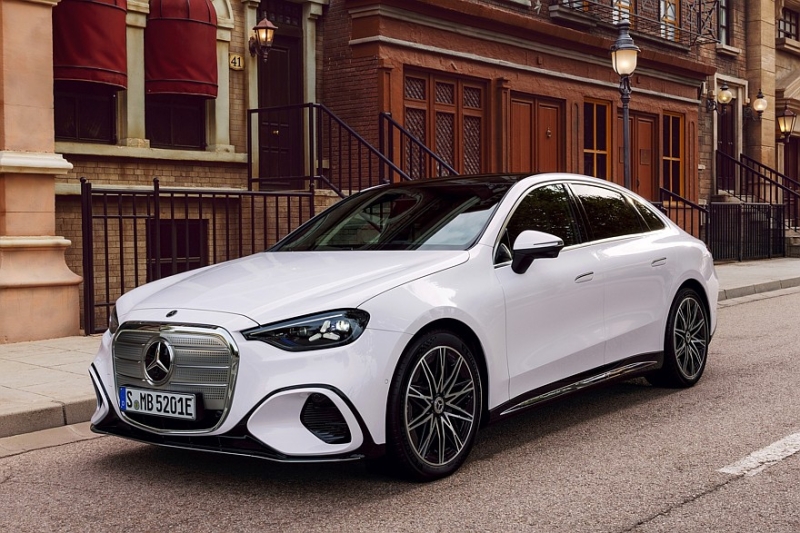 Как будто играет одна и та же пластинка: представлен Mercedes-Benz C-Class electric