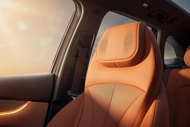 Кроссовер Geely Galaxy M7 выходит на рынок: комплектации и цены