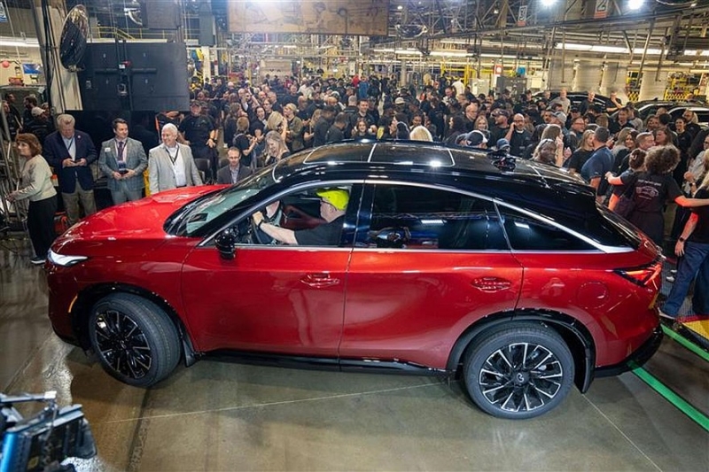 Кроссовер Infiniti QX65, вдохновлённый Infiniti FX: производство началось