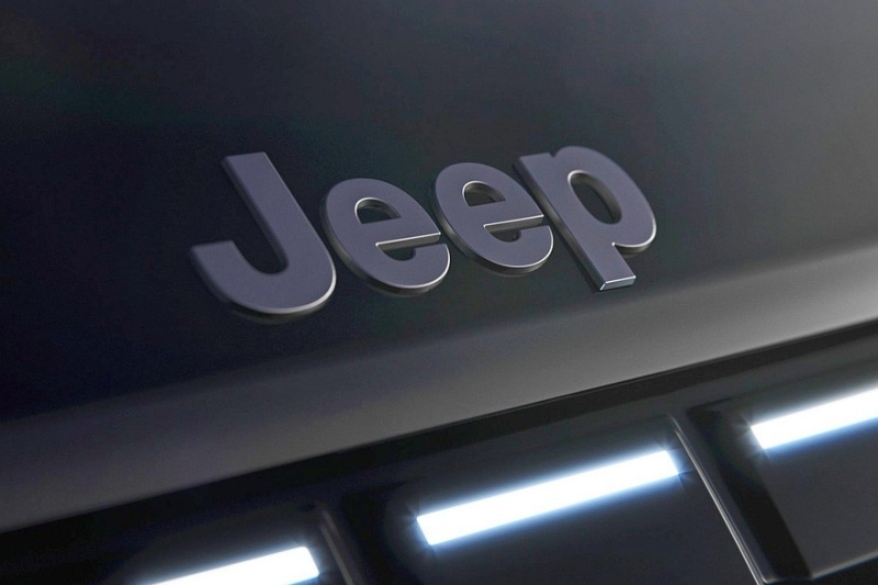 Кроссовер Jeep Avenger готовится к рестайлингу: первые официальные фото