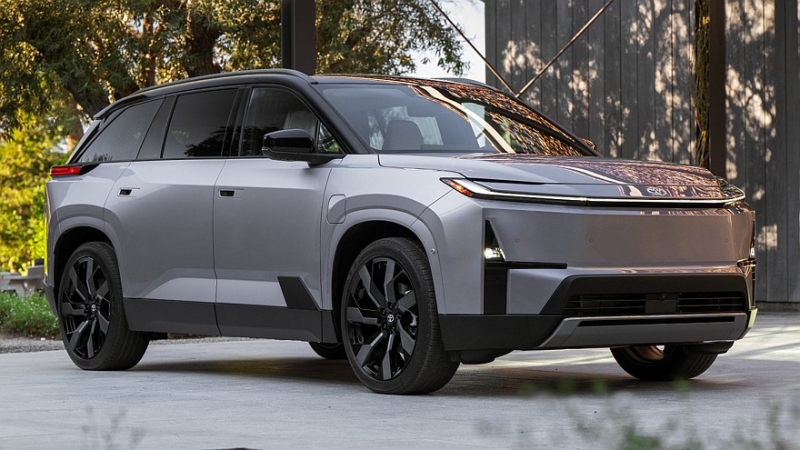 Новый кроссовер Lexus TZ: первые изображения