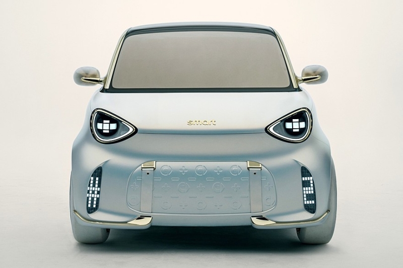 Новый smart #2: крупнее предшественника, запас хода на одной зарядке до 300 км