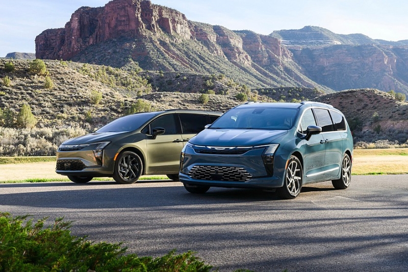 Обновлённый минивэн Chrysler Pacifica предложен с прежним мотором V6