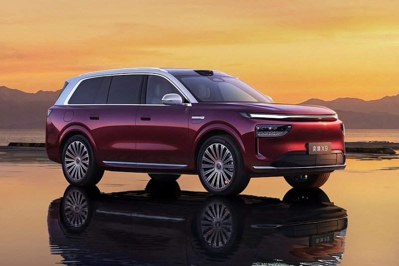 Первенец совместного бренда Dongfeng и Huawei &ndash; кроссовер Yijing X9, он же Epicland X9