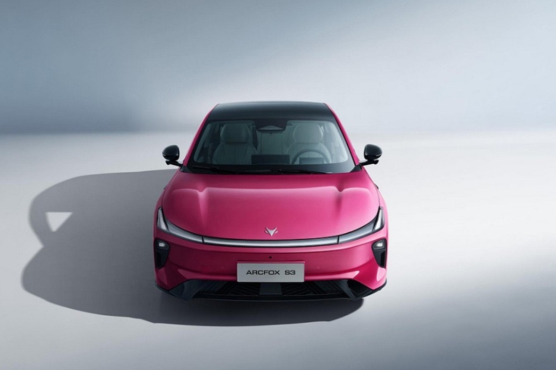 Представлен крупный и недорогой седан Arcfox S3 от BAIC