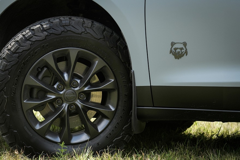 &laquo;Приключенческий&raquo; минивэн Chrysler Pacifica Grizzly Peak может пойти в серию