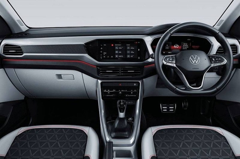 Рестайлинговый кроссовер Volkswagen Taigun: более солидный облик и новая коробка