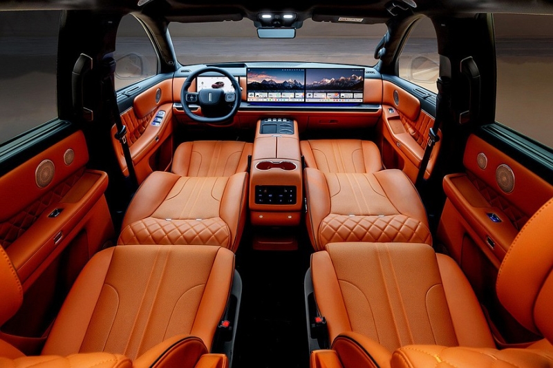 Роскошный кроссовер Wey V9X доступен к заказу: полный привод уже в базе и два варианта длины