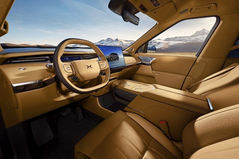 Рывок в премиум: флагманский кроссовер Xpeng GX выходит на рынок с &laquo;полным фаршем&raquo;