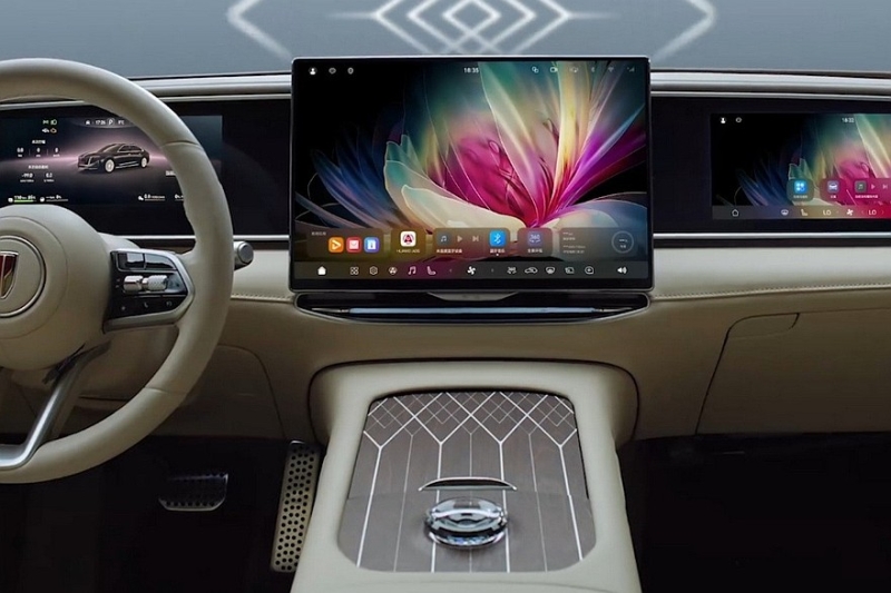 Седаны Hongqi: флагманский H9 с новым салоном и возвращение H7