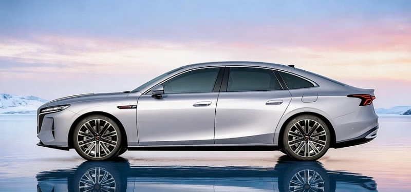 Седаны Hongqi: флагманский H9 с новым салоном и возвращение H7