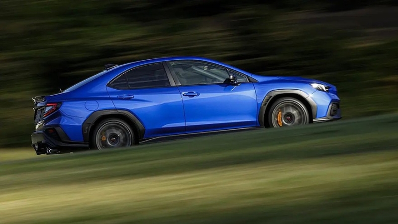 Спортседан Subaru WRX STI Sport# с механической коробкой вышел на домашний рынок