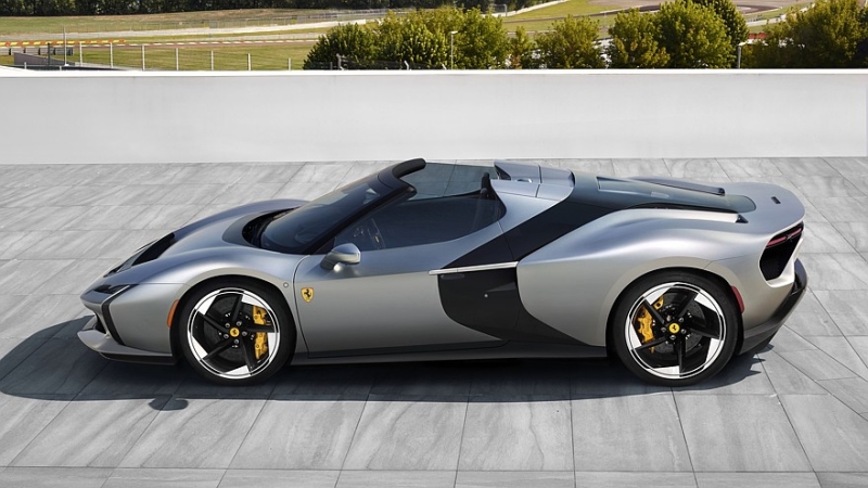 Ferrari HC25: очень интересный вариант дизайна для ушедшего Ferrari F8 Spider