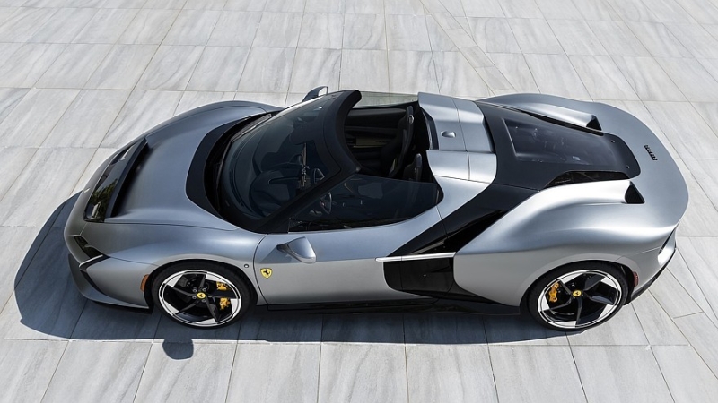 Ferrari HC25: очень интересный вариант дизайна для ушедшего Ferrari F8 Spider
