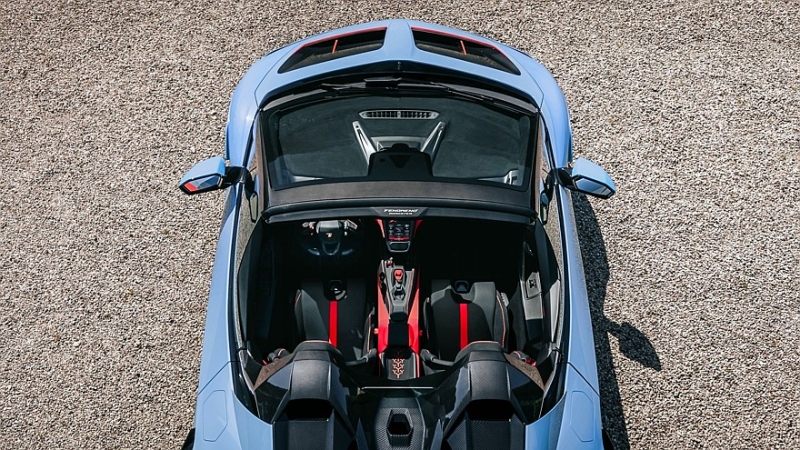 Lamborghini Fenomeno Roadster: космическая цена, ревущий V12 и никакой защиты от дождя