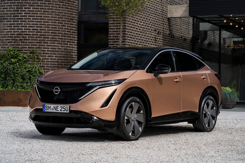Обновлённый кроссовер Nissan Ariya: теперь и для Европы