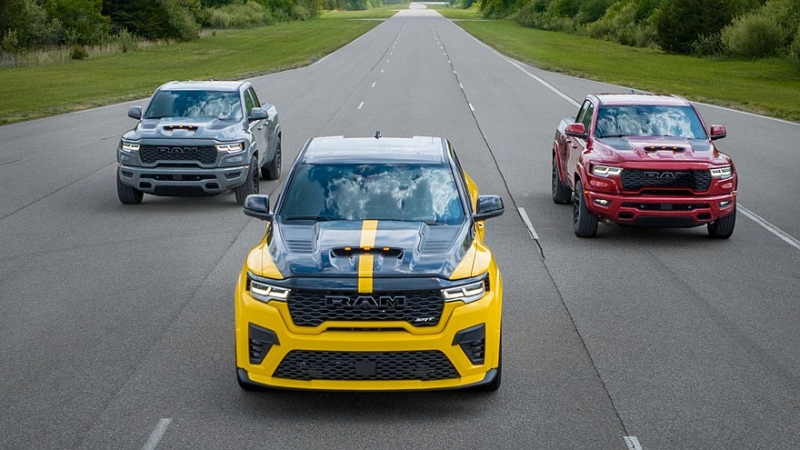 У пикапа Ram 1500 появилось семейство масл-траков Rumble Bee с моторами V8