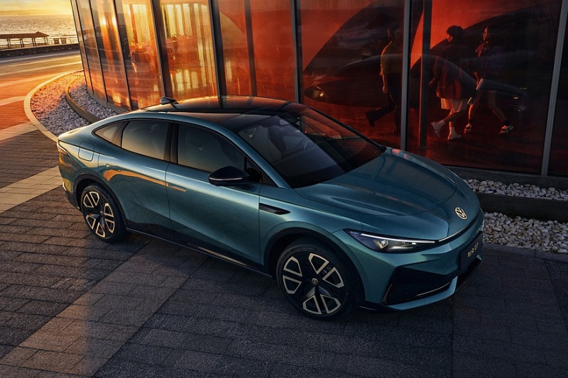Volkswagen запустил в продажу обновлённый кроссовер ID.Unyx 06 и новый лифтбек ID.Unyx 07