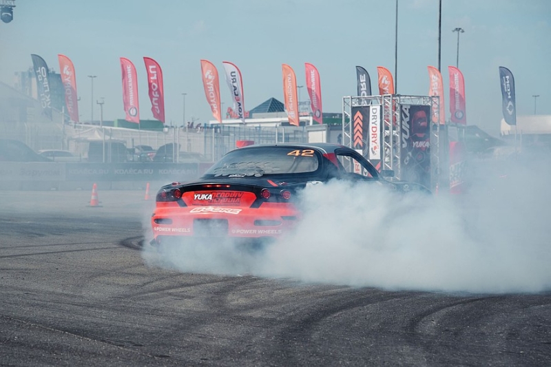 21 июня &laquo;Газпром Арена&raquo; впервые станет площадкой для соревнований Yuka Drive Gymkhana