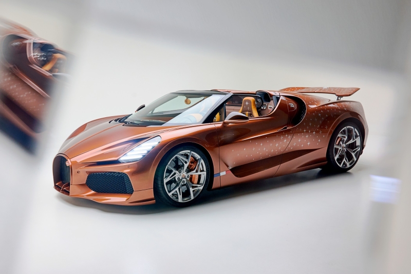 Bugatti W16 Mistral Le Retour du Jeune Prince: ода взрослеющему Маленькому принцу