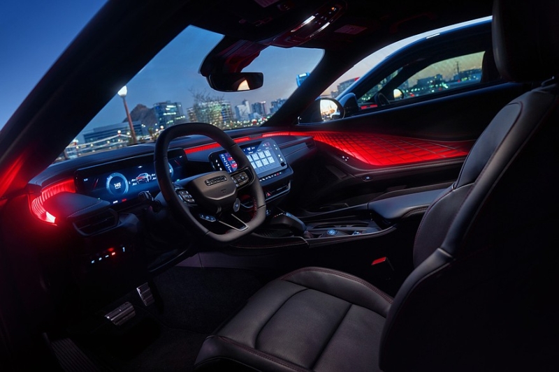 Новый Dodge Charger добрался до Европы, цена известна
