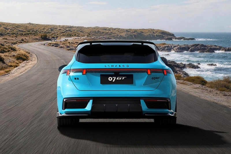 Представлен универсал Lynk & Co 07GT: полный привод и спецверсия