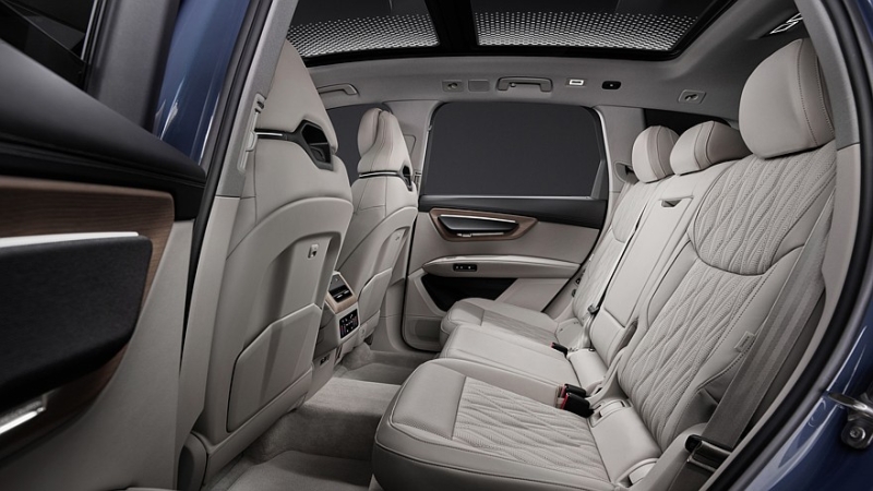 Рассекречен Audi Q7 третьего поколения с салоном как у грядущего Q9 и ДВС под капотом