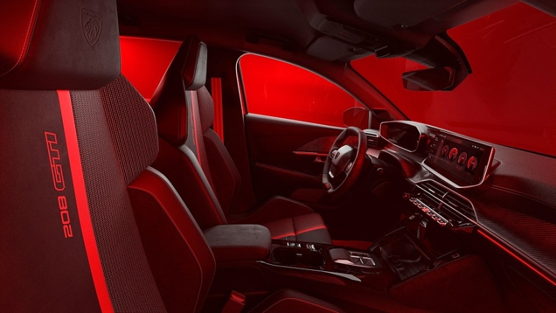 Серийный хот-хэтч Peugeot E-208 GTi: раскрыты внешность и салон