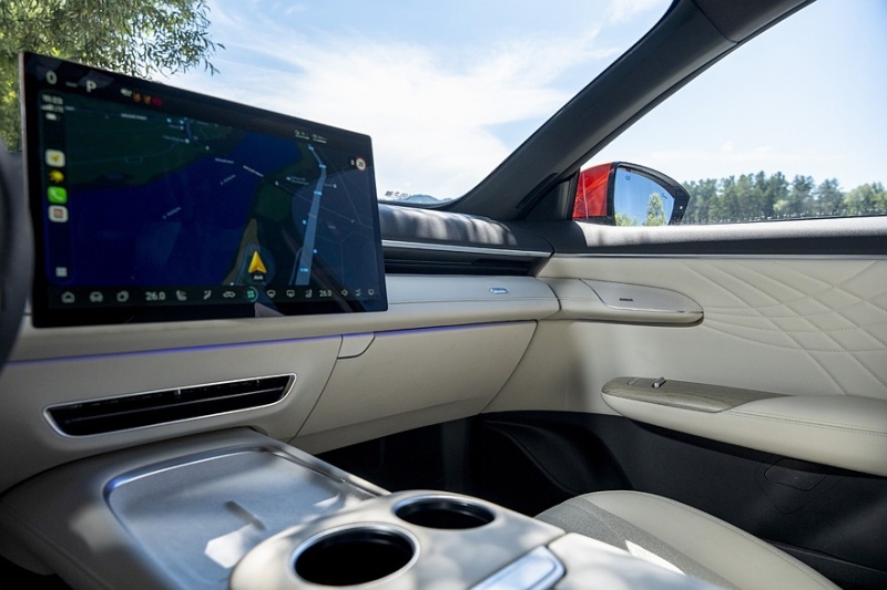 Changan объявил о старте продаж Deepal S07 на российском рынке, цена известна