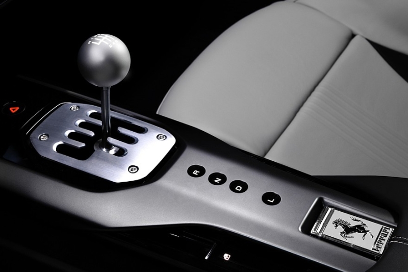 Ferrari 12Cilindri Manuale: очень дорогой симулятор МКП с &laquo;защитой от дурака&raquo;
