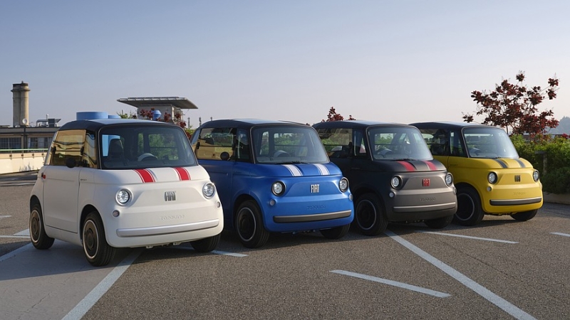 Fiat подготовил спецверсию Topolino Sport и концепт Multiplina
