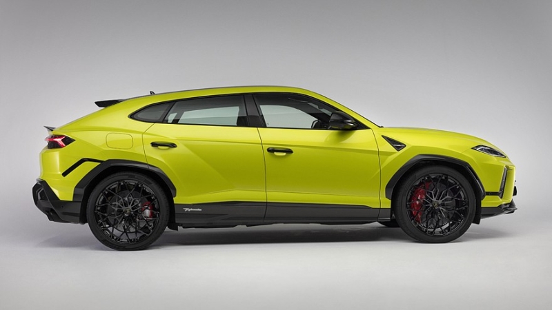Рассекречен самый мощный серийный кроссовер Lamborghini – Urus SE Performante