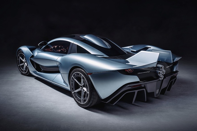 Hennessey Blackbird: аналоговый суперкар в авиационном стиле с атмосферным V8 и МКП