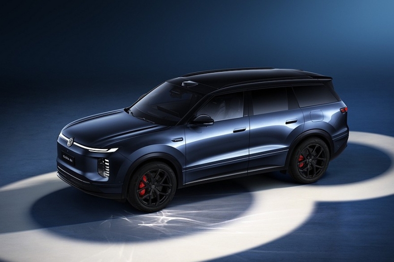 Кроссовер Volkswagen ID.Era 8X готовится к премьере: показан интерьер