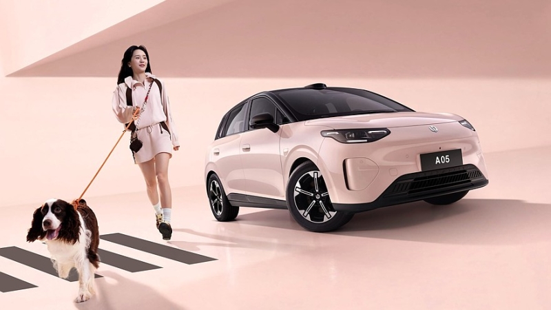 Современно, уютно, просторно и очень дёшево: хэтчбек Leapmotor A05 выходит на рынок