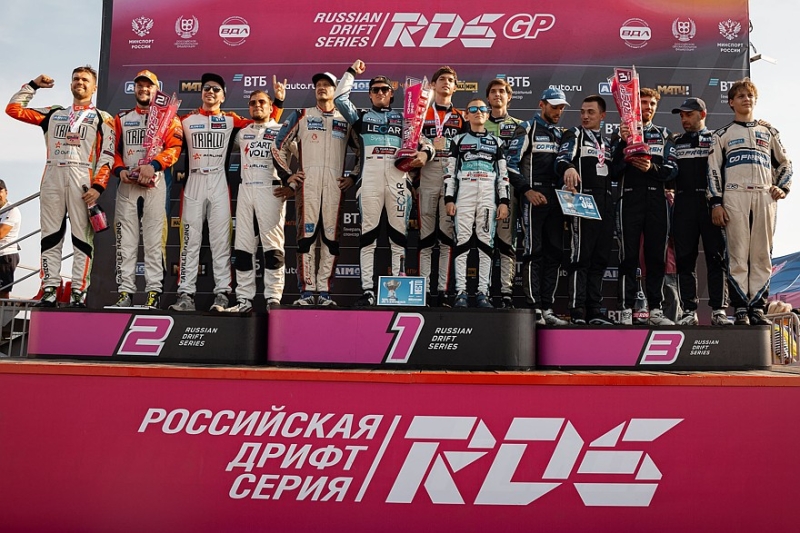 Владислав Попов выиграл этап RDS GP в Красноярске, Томми Кайли выбыл в ТОП-32
