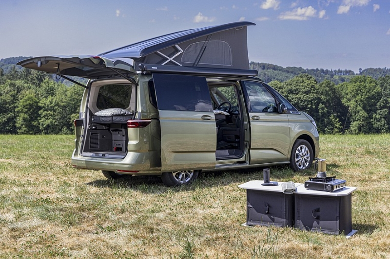 Volkswagen показал предвестников новых кемперов California Beach и ID. California Cruise