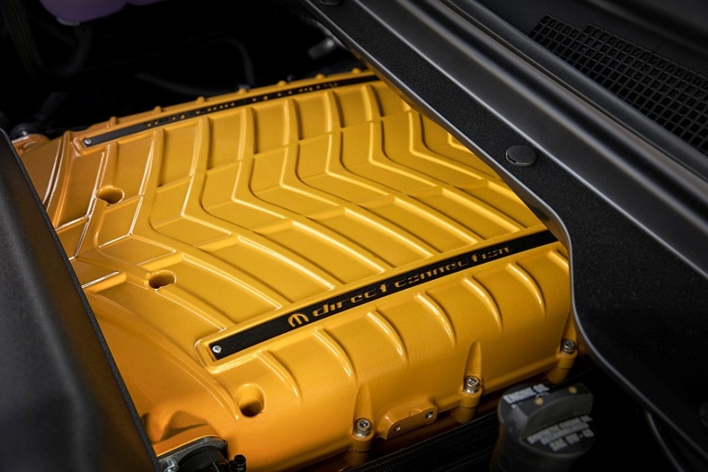 Заводской тюнинг для Ram 1500 Rumble Bee: большие &laquo;мясорубки&raquo;, подвеска, выхлоп, декор