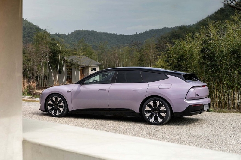 Бренд AUDI без четырёх колец: к универсалу E5 Sportback присоединится большой кроссовер