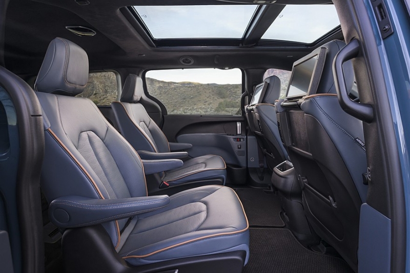 Chrysler снизил цены на недавно представленный обновлённый минивэн Pacifica