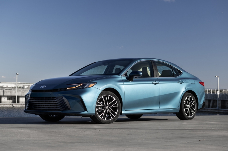 Toyota собирается продавать в Японии Camry, Highlander и Tundra с американской пропиской